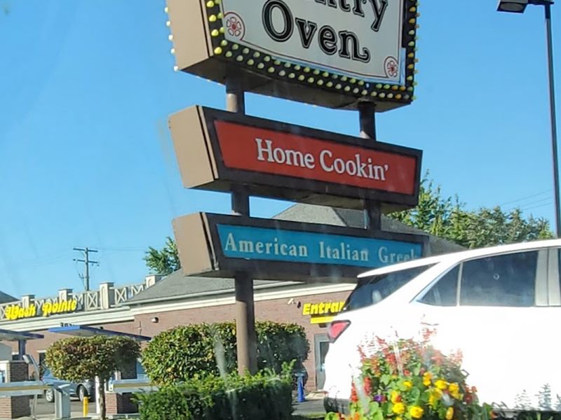 Leo's Country Oven exterior